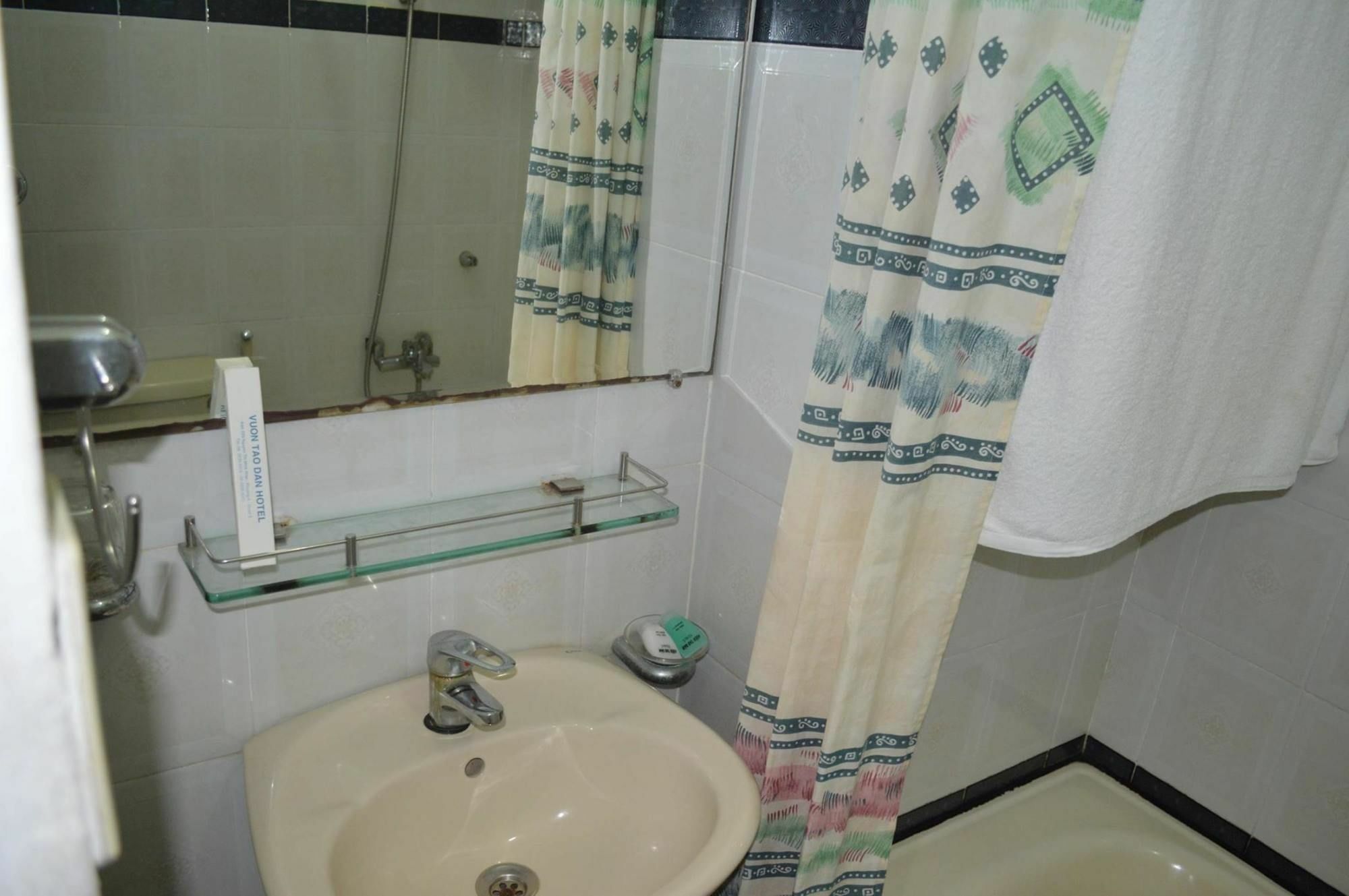 Vuon Tao Dan Hotel Ho Chi Minh City Bagian luar foto